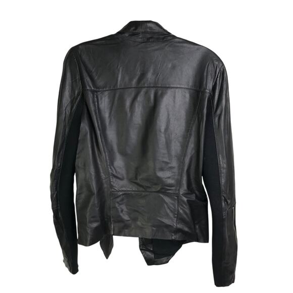 Trouve Leather Jacket Womens Size Medium Black Clasp Stretch Panels - Picture 3 of 9